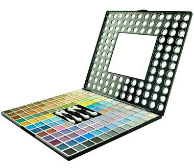 2602 - MAXI PALETA DE SOMBRAS RUBY ROSE